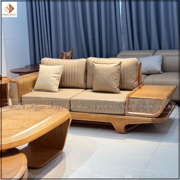 Mẫu Sofa Gỗ Gõ Đỏ Cho Phòng Khách Biệt Thự