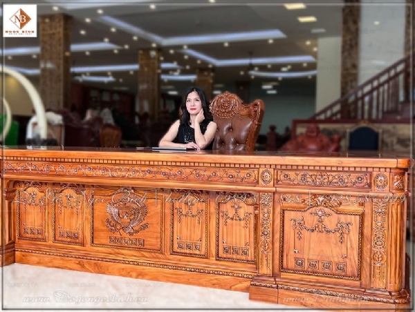 Mẫu bàn Tổng Thống Mỹ gỗ gõ đỏ cao cấp dài 3m60