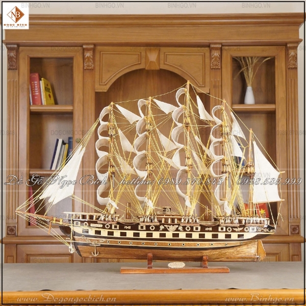 Mô hình thuyền buồm vải lớn dài 80cm 