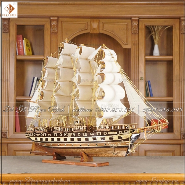 Mô hình thuyền buồm vải lớn dài 80cm 