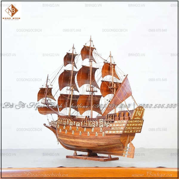 Mô Hình Thuyền Gỗ Hương dài 60cm 