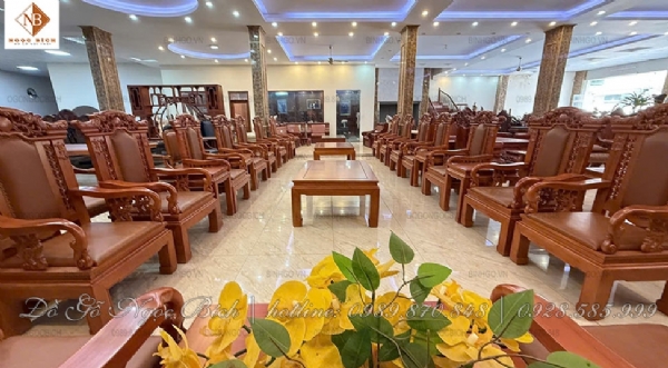 Nội thất phòng khánh tiết gỗ tự nhiên 