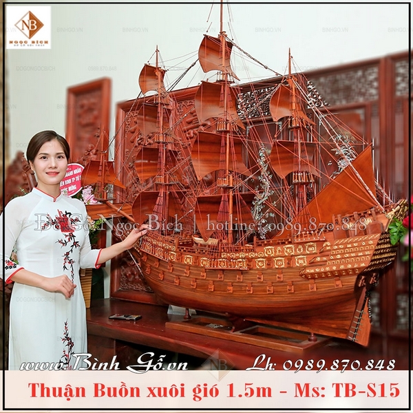 Thuyền gỗ Hương siêu to