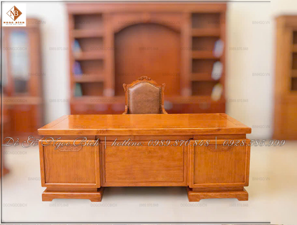 Bàn làm việc của lãnh đạo gỗ tự nhiên