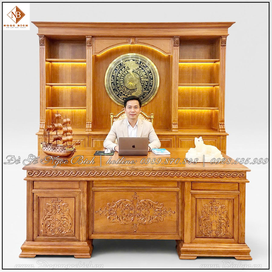 ban-lam-viec-go-go-do-cao-cap.jpg