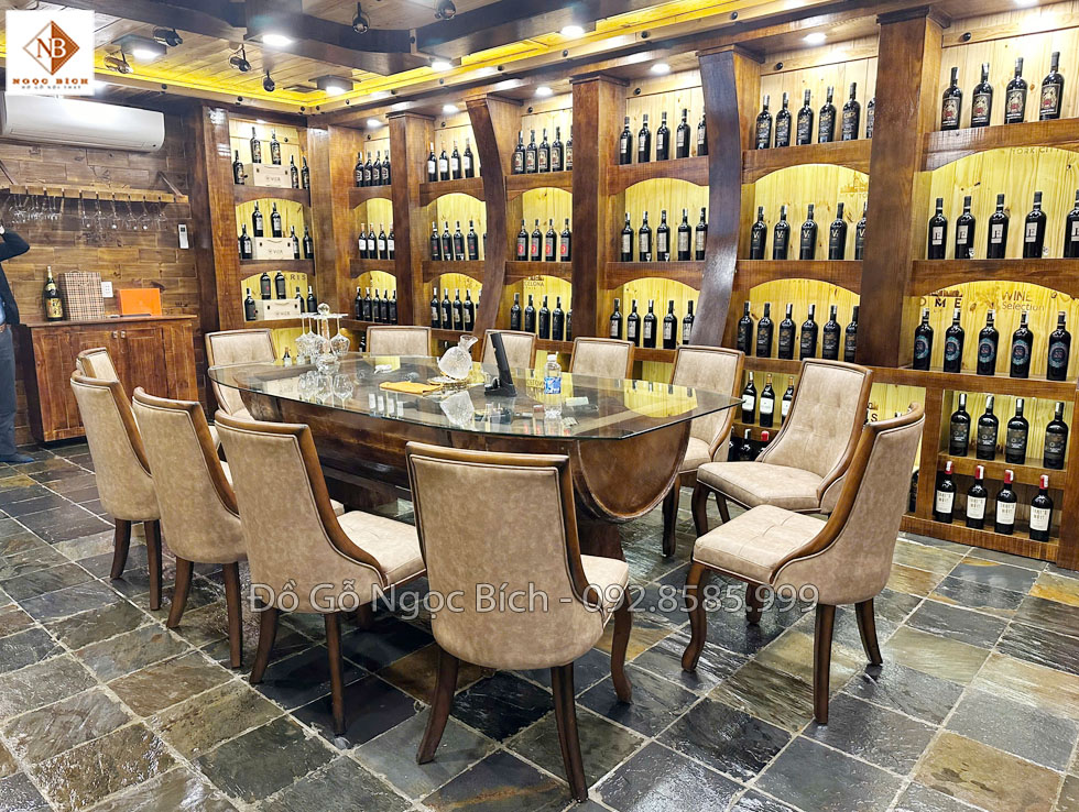 Căn phòng bày trí rượu đầy nghệ thuật