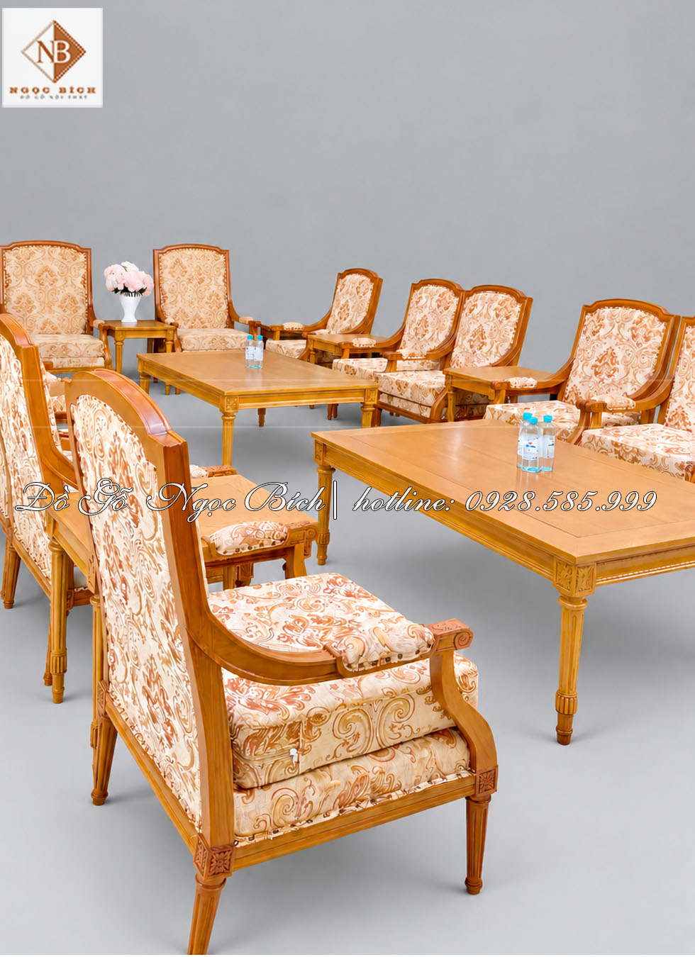 ban-ghe-khanh-tiet-phong-cach-co-dien.jpg