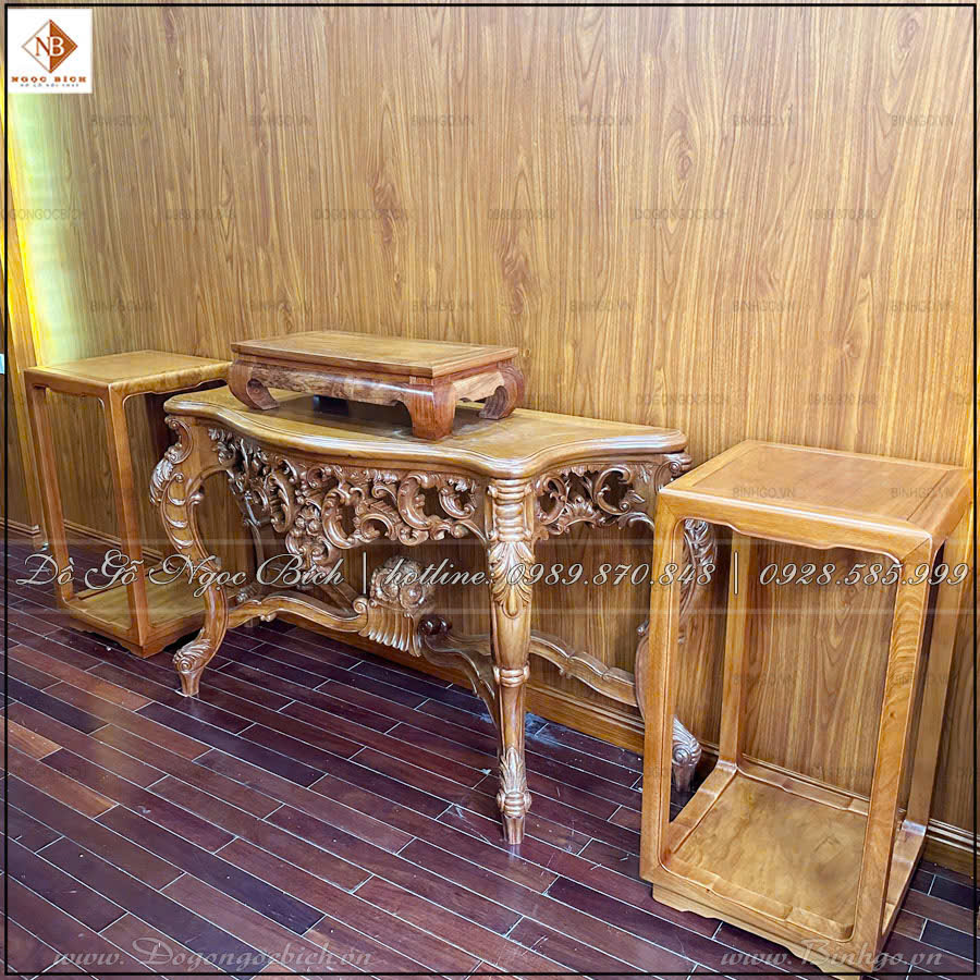 Bàn đôn gỗ gõ đỏ điểm nhấn sang trọng