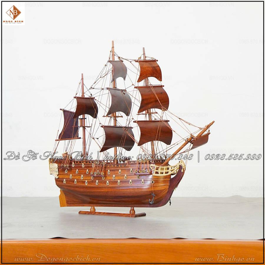 Mo_Hinh_Thuyen_Co_Go_Cam_Thu_Cong (4).jpg
