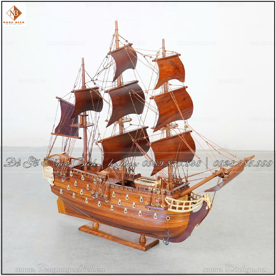 Mo_Hinh_Thuyen_Co_Go_Cam_Thu_Cong (6).jpg